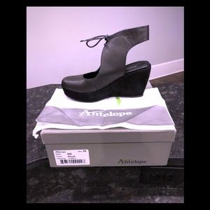 Antelope Grey Platform MaryJanes